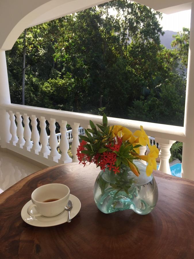 Villa Karibu Au Cap ภายนอก รูปภาพ