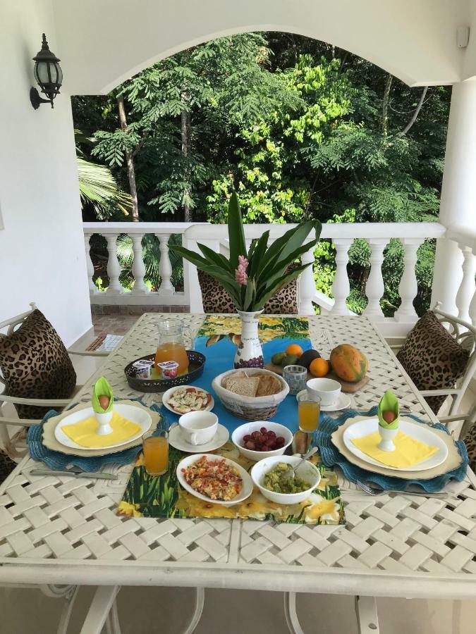 Villa Karibu Au Cap ภายนอก รูปภาพ